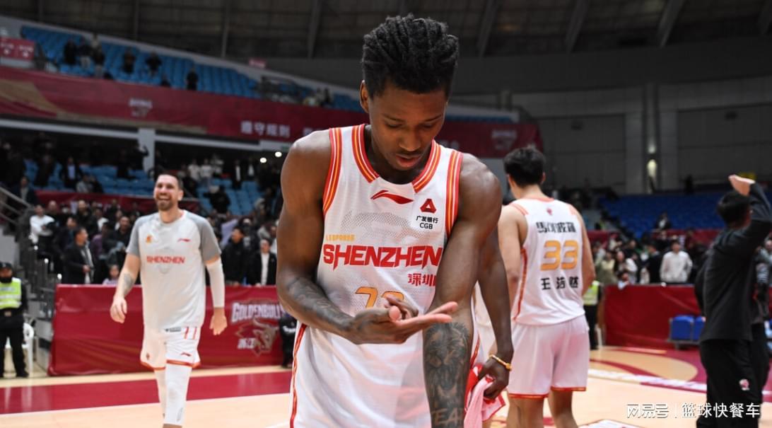 开云体育入口-CBA一夜上演双绝杀！广东苦主惨遭反绝杀：深圳无愧第1绝杀大队
